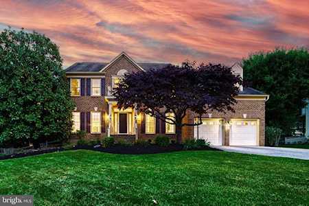 13513 Portage Place Centreville, VA 20120