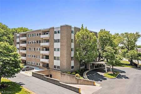 2159 Wooster Rd #45 Rocky River, OH 44116