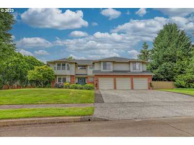 4619 NE 142nd ST Vancouver, WA 98686
