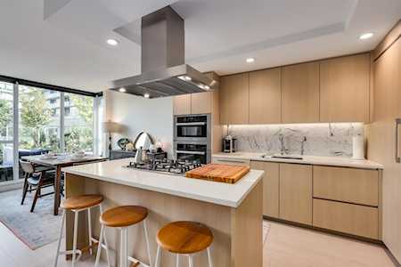 1785 Columbia Street Vancouver, BC V5Y 0N3