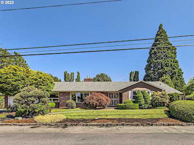 9845 SW Melnore ST Portland, OR 97225