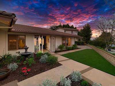 1560 Avenida Ladera El Cajon, CA 92020