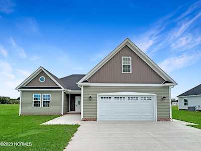 302 Sailors Way Elizabeth City, NC 27909