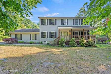 415 Amber Ln Saylorsburg, PA 18353