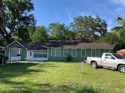 9765 Arnold RD Jacksonville, FL 32246