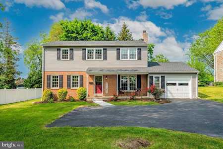 2742 Springfield Rd Broomall, PA 19008