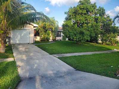7226 San Castle Boulevard Lantana, FL 33462