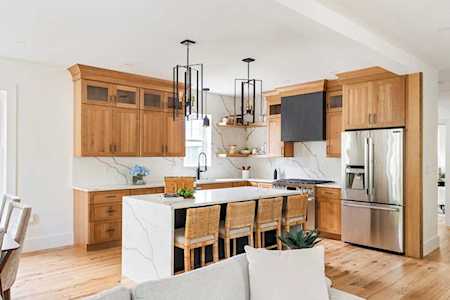 22 Harvard Street Somerville, MA 02143