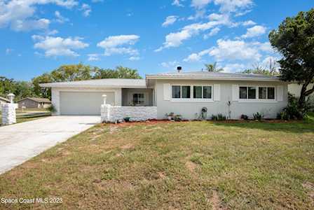 4140 Calendula Avenue Titusville, FL 32796