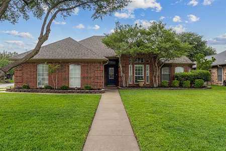 7101 Jeffrey Street North Richland Hills, TX 76182