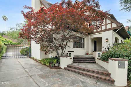 1595 Homewood Dr Altadena, CA 91001