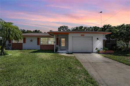 3406 Keene Park Dr Largo, FL 33771