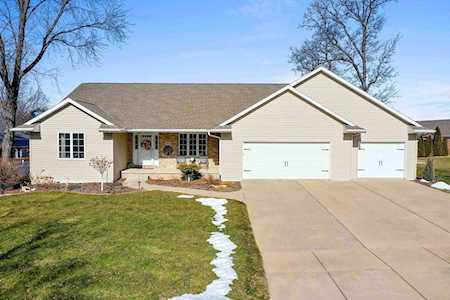 3853 Shore Crest Trl Green Bay, Town of Scott, WI 54311-9137