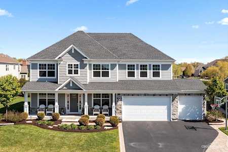 3819 Formby Rd Naperville, IL 60564
