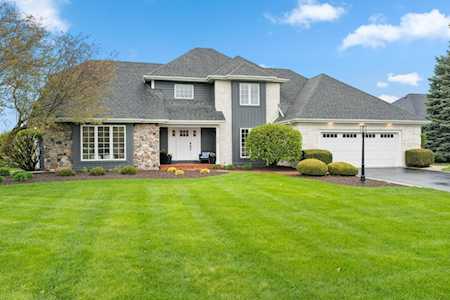 1009 Perthshire Ln Dyer, IN 46311