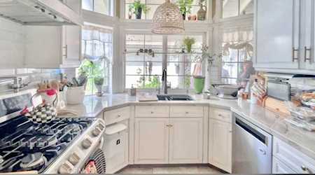 41495 Avenida De La Reina Temecula, CA 92592