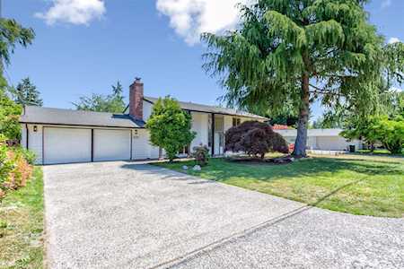 1232 169th Place NE Bellevue, WA 98008