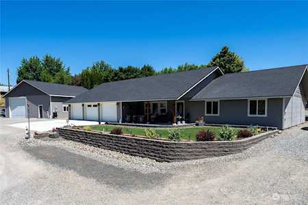 18 Hummingbird Hill Ln Malaga, WA 98828