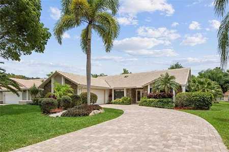 4911 NW 89th Ter Coral Springs, FL 33067