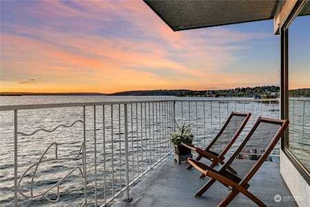 6421 Lake Washington Blvd NE #408 Kirkland, WA 98033