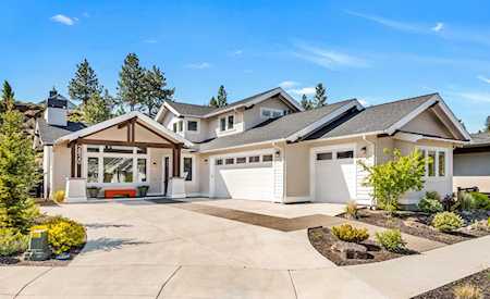 2820 NW Shields Dr Bend, OR 97703