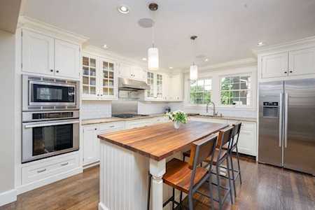 20 Winslow Rd Winchester, MA 01890