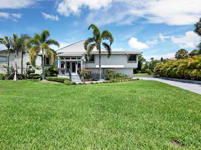 3210 Bayou Sound Longboat Key, FL 34228