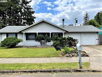 16830 SE Rhine ST Portland, OR 97236