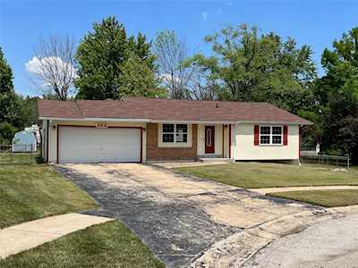 323 Richmond Warrenton, MO 63383