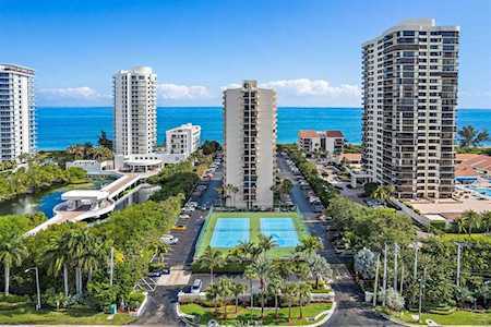 4200 N Ocean Drive #2-1705 Riviera Beach, FL 33404