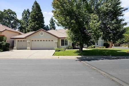 200 Tenby Court Roseville, CA 95747