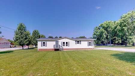 210 Deer Point Rd Unionville, TN 37180