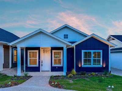 324 Woodside Trail Waxahachie, TX 75165