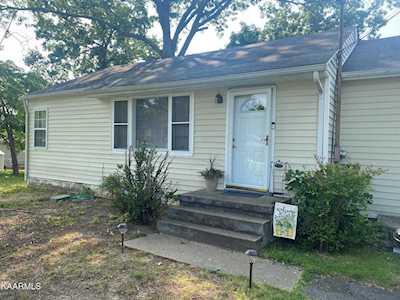 512 Oakcrest Rd Knoxville, TN 37912
