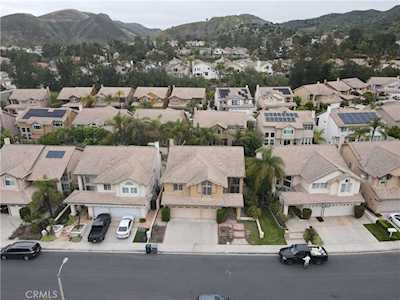 11 Calabria Lake Forest, CA 92610
