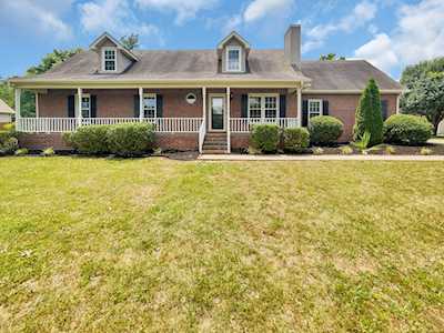1319 D Ann Dr Murfreesboro, TN 37129