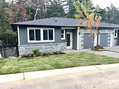 1945 West Park Lane View Royal, BC V9B 3R9