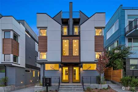 4313 B Woodland Park Ave N #B Seattle, WA 98103
