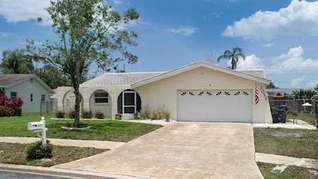 2033 Briarwood St Dunedin, FL 34698