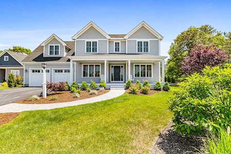 5 Spyglass Ln Plymouth, MA 02360