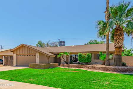 8425 E Thomas Road Scottsdale, AZ 85251