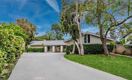 20701 De Forest St Woodland Hills, CA 91364