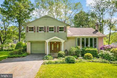 207 Aronimink Dr Newtown Square, PA 19073