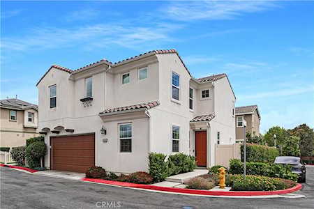 5086 Burgundy Ln Yorba Linda, CA 92886