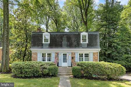 3810 Foxwood Nook Falls Church, VA 22041