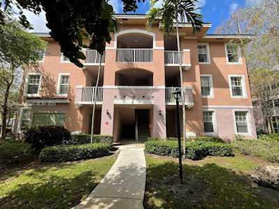 6674 W Sample Rd #6674 Coral Springs, FL 33067