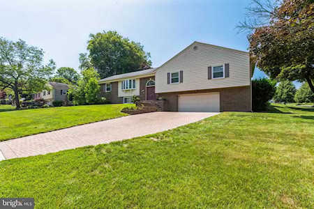 11601 Chantilly Ln Bowie, MD 20721