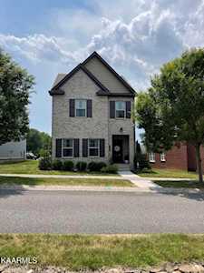 126 Groves Park Blvd Oak Ridge, TN 37830