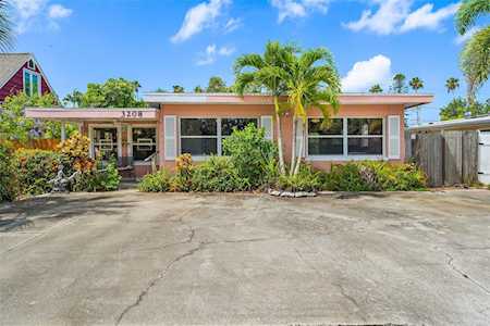 3208 E Maritana Dr St. Pete Beach, FL 33706
