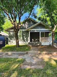 942 N Commerce Street Gainesville, TX 76240